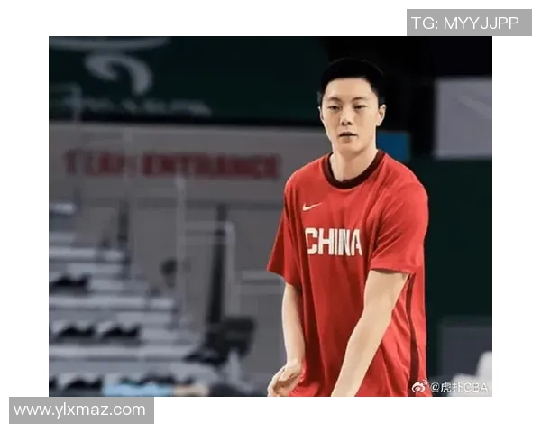 胡明轩的篮球之路：从青涩少年到国家队明星的成长故事